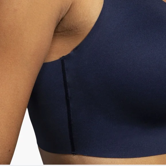 NWOT Brooks Scoopback 2.0 Sports Bra. Size 30C - Picture 4 of 10